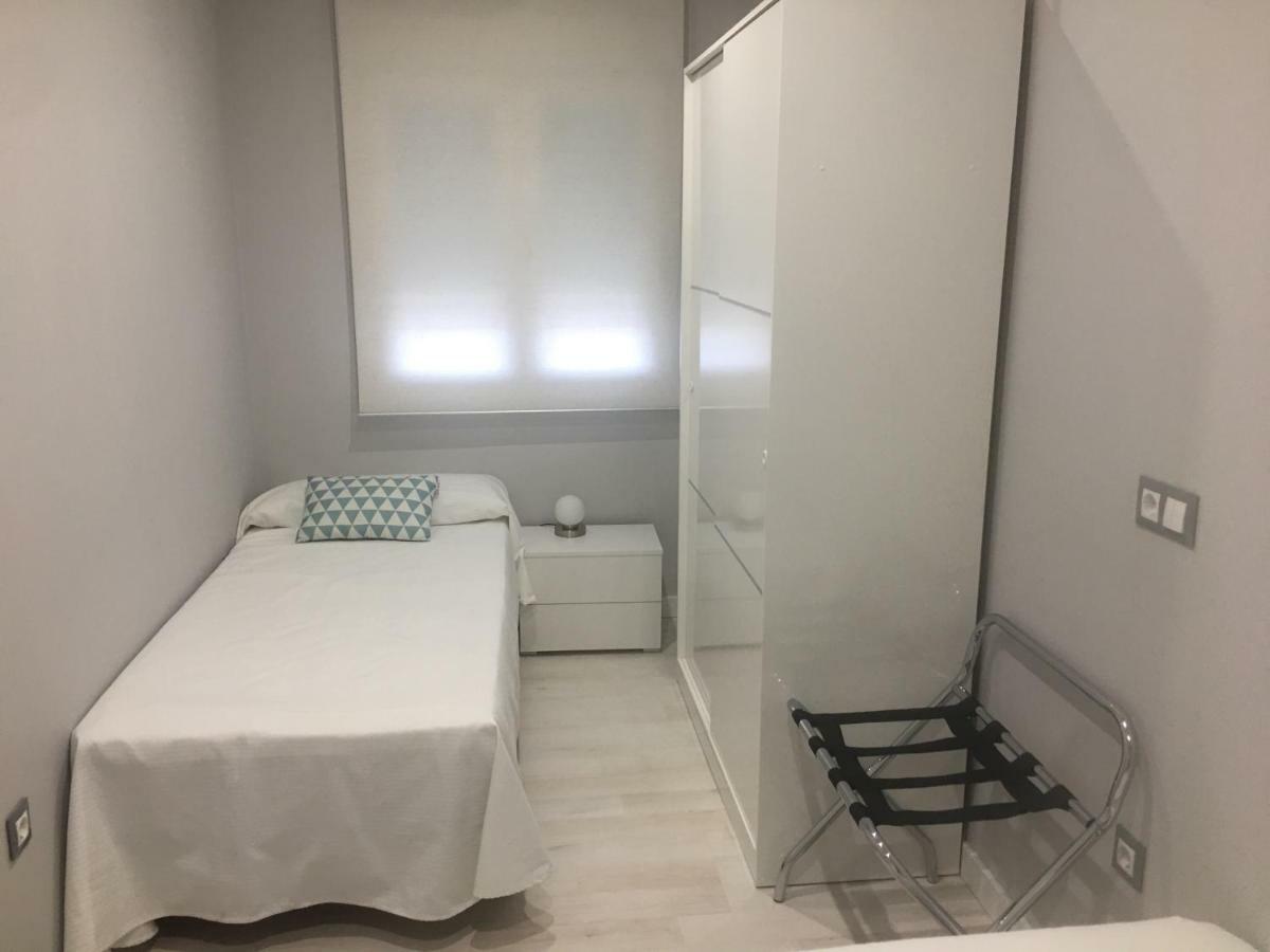 Apartamento Ausonio 2 Dormitorios 梅里达 外观 照片