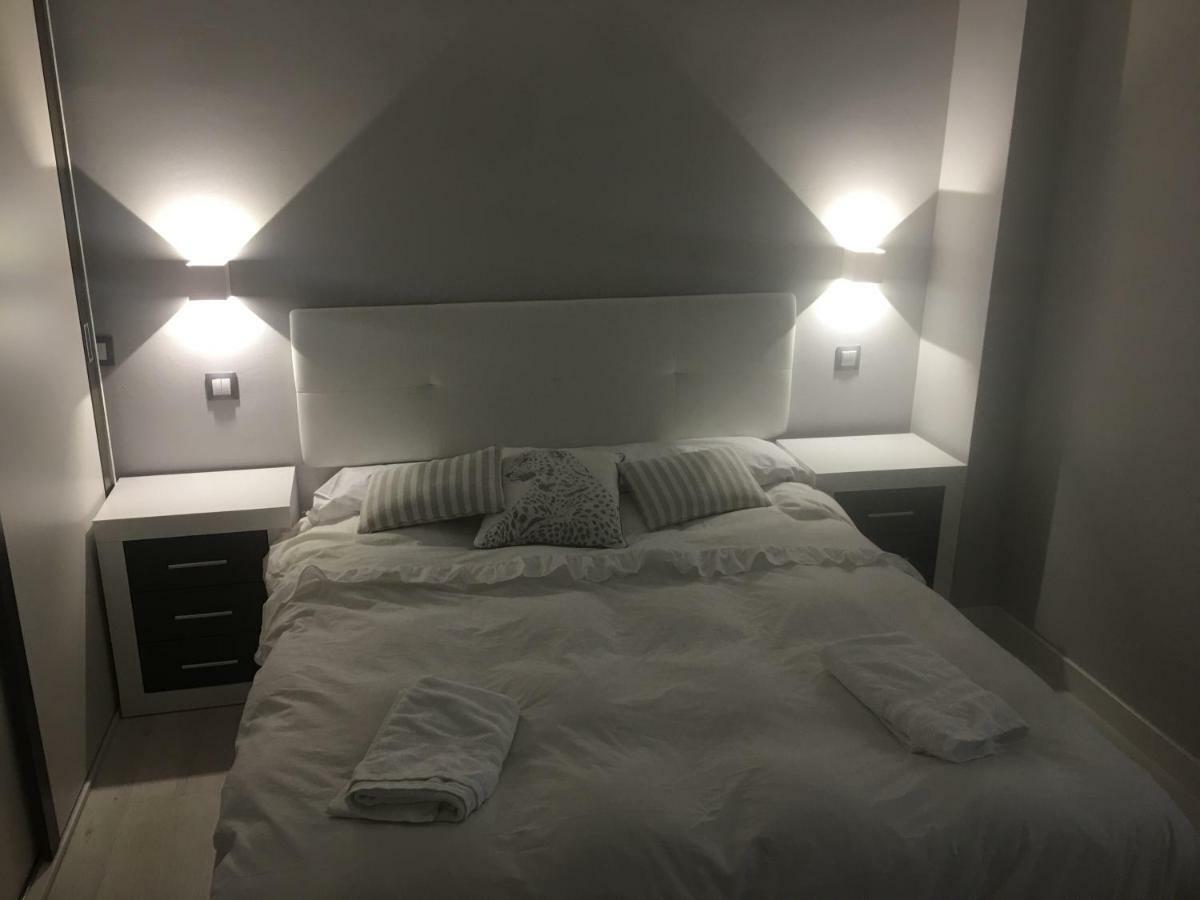 Apartamento Ausonio 2 Dormitorios 梅里达 外观 照片